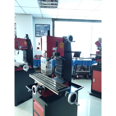 SX2.7台式钻铣床(展示机)